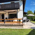 Апартаменты Bergzeit *